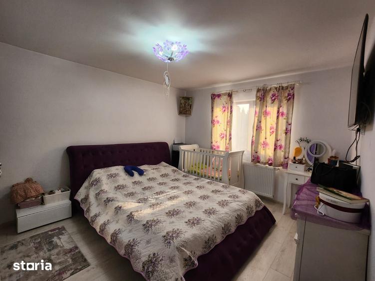 Casă cu 4 camere cu Teren 1000 Mp în Șerbănești
