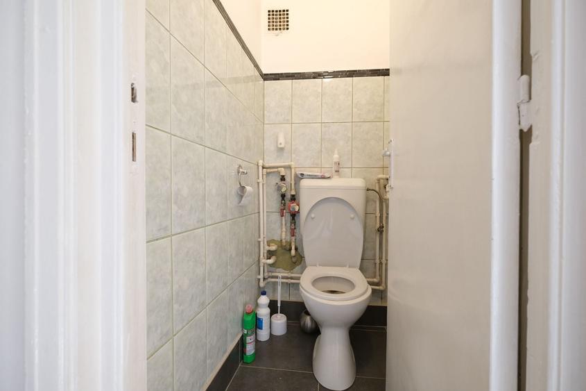 Apartament cu 2 camere semidecomandat, mobilat în Panduri