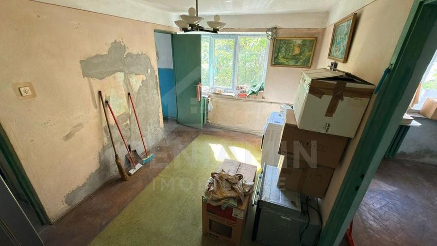 Apartament cu 2 camere semidecomandat în Valea Rosie