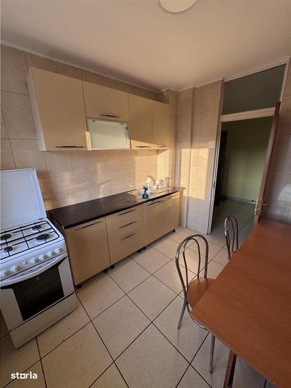 Apartament cu 2 camere semidecomandat în Apărătorii Patriei