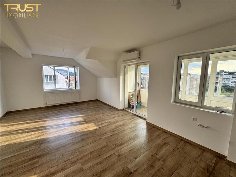 Apartament cu 2 camere semidecomandat în Florești