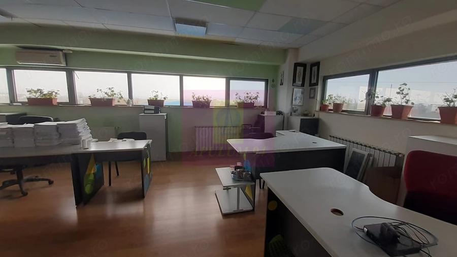 Spațiu comercial, de 1,250 mp, în 1 Decembrie
