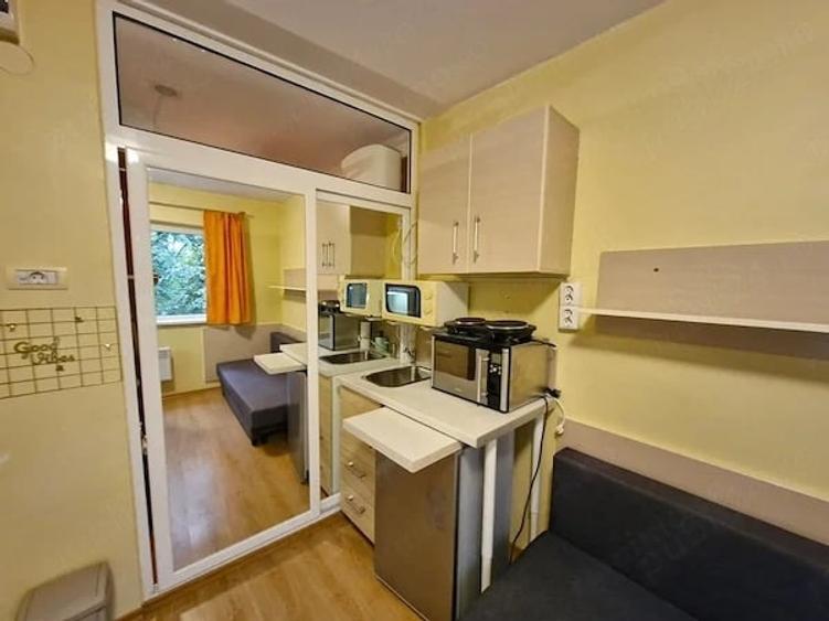 Garsonieră decomandată în Complex Studențesc