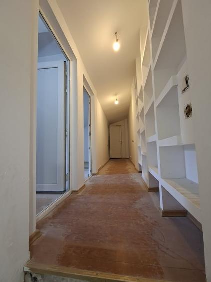 Casă cu 4 camere cu Teren 145 Mp în Unirii