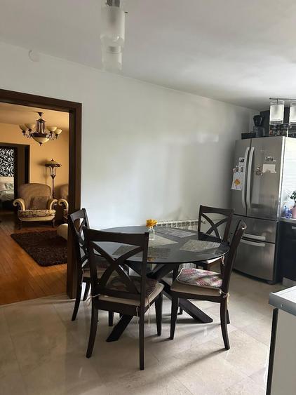 Apartament cu 3 camere semidecomandat în Circumvalațiunii
