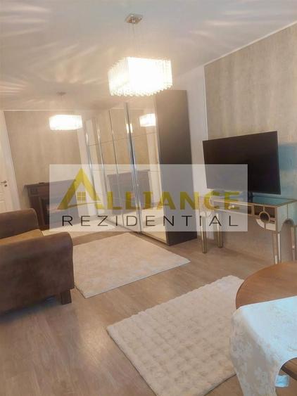 Apartament cu 2 camere decomandat, mobilat în Central