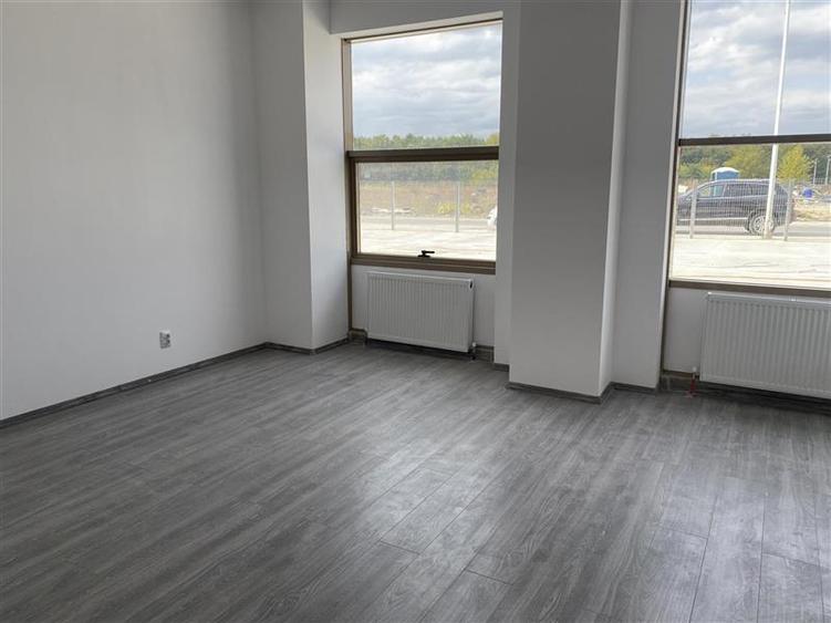 Spațiu industrial, de 4,260 mp, în Central