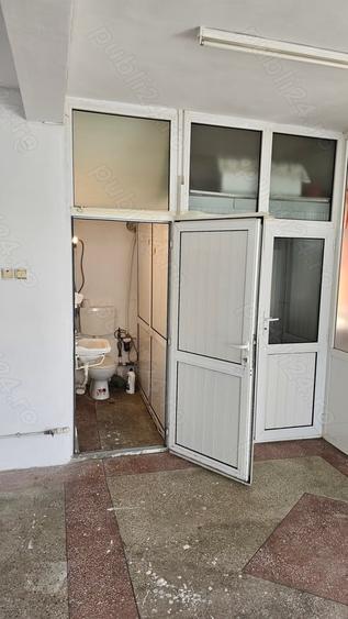 Spațiu comercial, de 50 mp, în Central