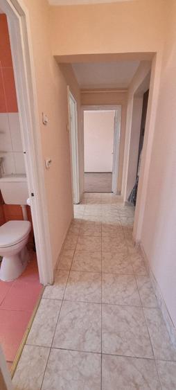 Apartament cu 3 camere în Orizont