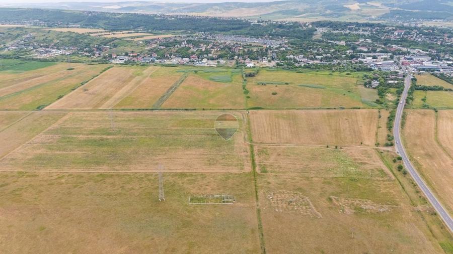 Teren agricol extravilan de 13008 mp, în Periferie