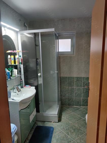 Casă cu 4 camere cu Teren 117 Mp în Florești