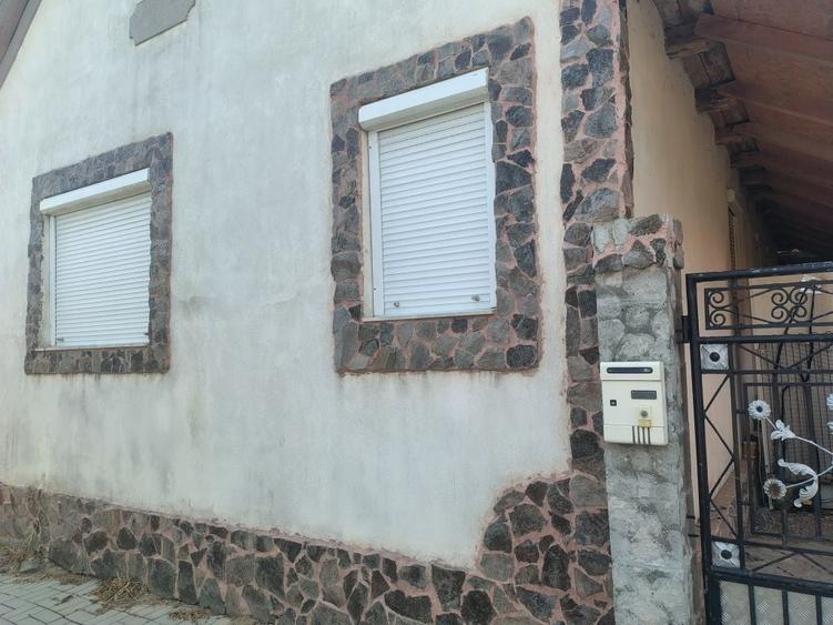 Casă cu 4 camere în Șomoșcheș