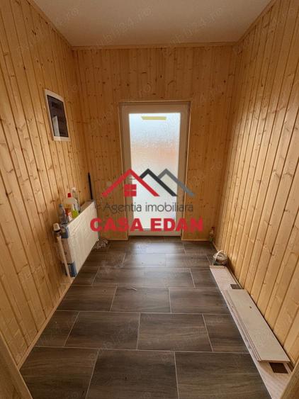Casă cu 4 camere cu Teren 1003 Mp în Brebu
