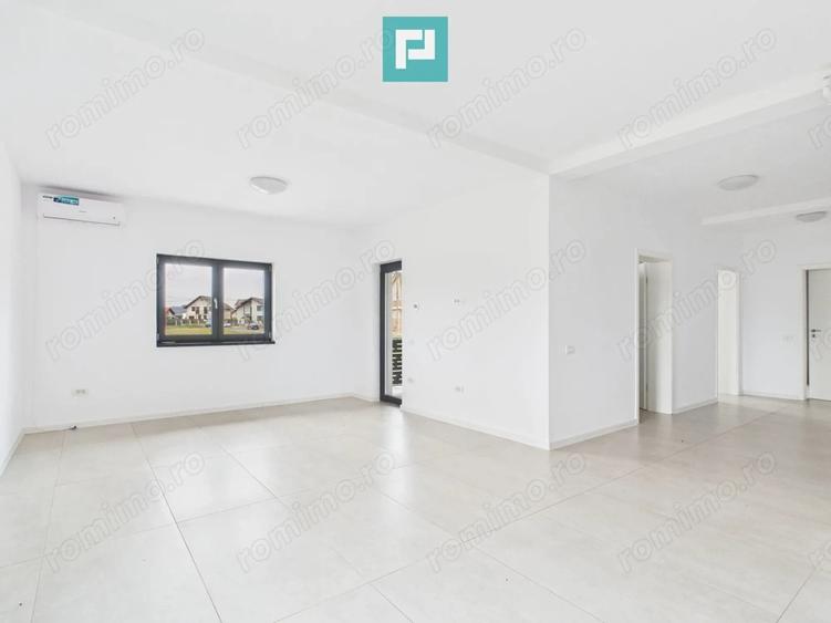 Apartament cu 2 camere decomandat în Moșnița Veche