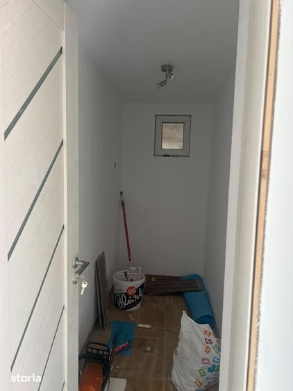 Casă cu 3 camere cu Teren 200 Mp în Calea București