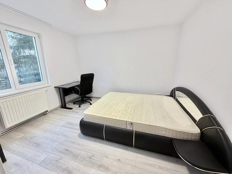 Apartament cu 2 camere decomandat în Cornișa