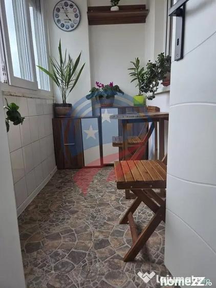 Apartament cu 2 camere decomandat în Calea București
