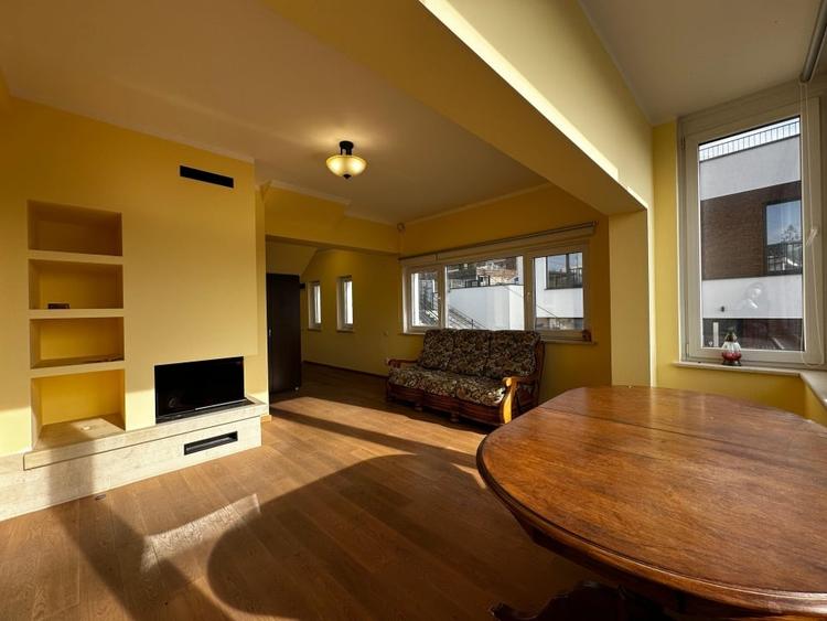 Apartament cu 3 camere decomandat, mobilat în Grigorescu