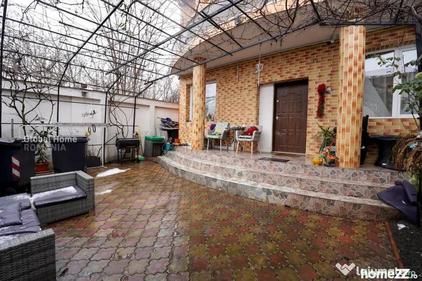 Casă cu 5 camere cu Teren 300 Mp în Tei