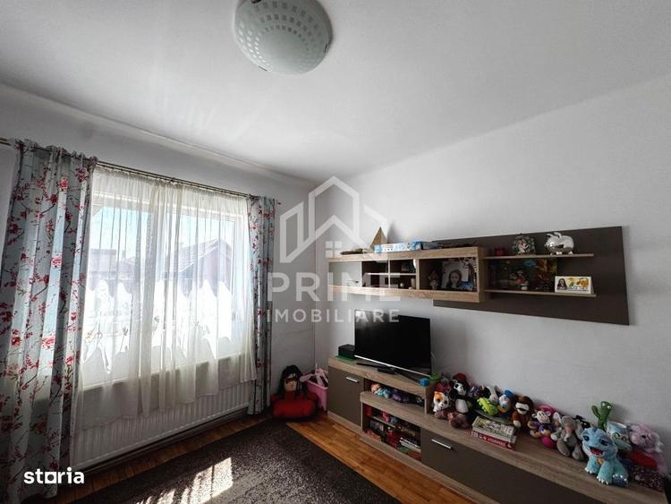 Casă cu 4 camere cu Teren 585 Mp în Teiu