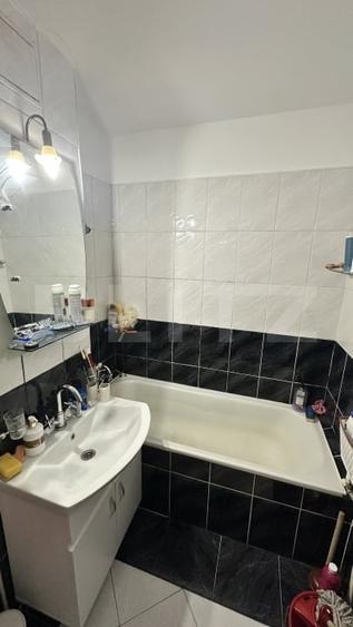 Apartament cu 2 camere decomandat, mobilat în Călan