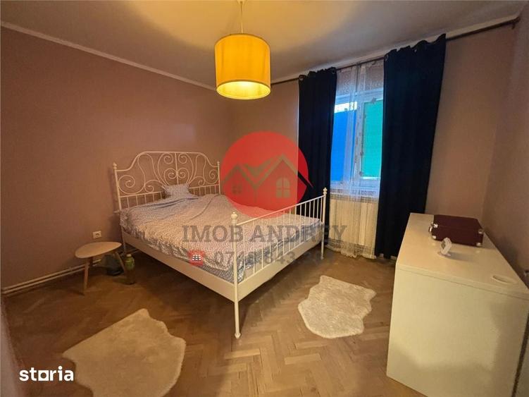 Apartament cu 3 camere decomandat în Faleză