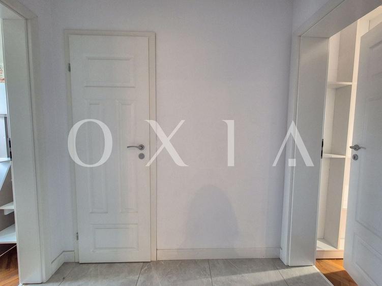 Apartament cu 3 camere semidecomandat, mobilat în Iosefin