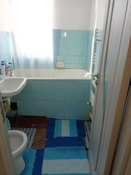 Apartament cu 2 camere nedecomandat în Central