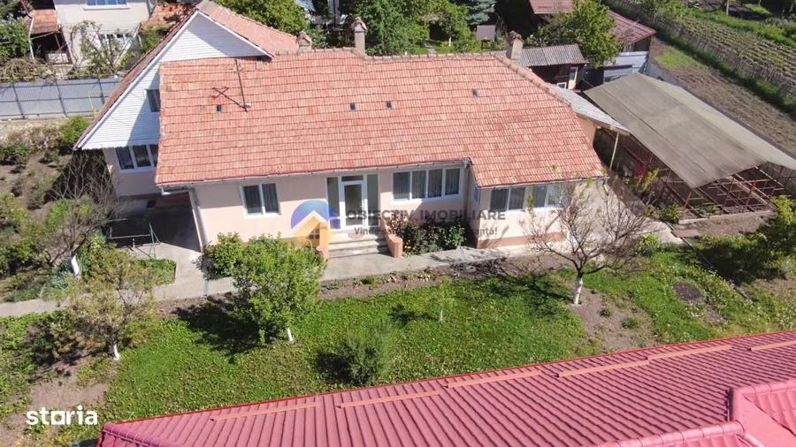 Casă cu 3 camere cu Teren 851 Mp în Bistrița