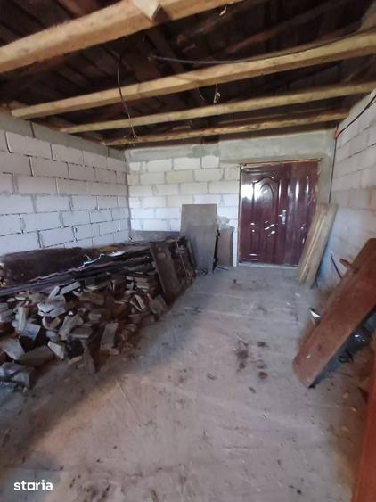 Casă cu 4 camere cu Teren 1130 Mp în Central
