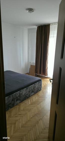 Apartament cu 3 camere decomandat în Gheorgheni