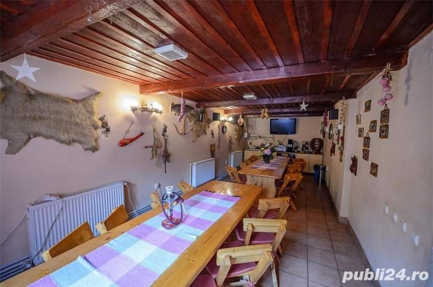 Casă cu 7 camere cu Teren 4000 Mp în Conacu