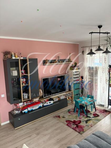 Apartament cu 2 camere semidecomandat în Iris