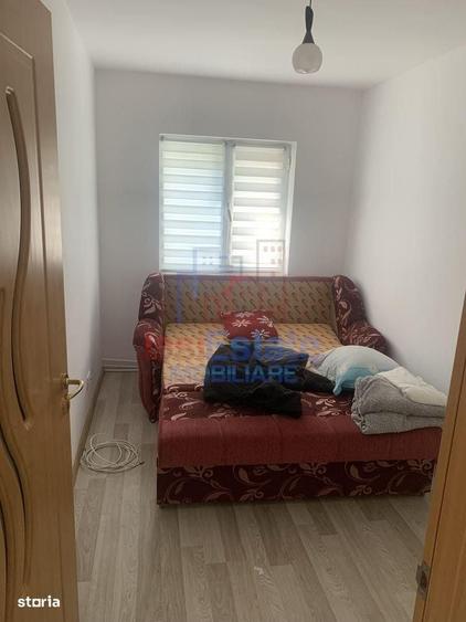 Apartament cu 3 camere semidecomandat în Tudor Vladimirescu