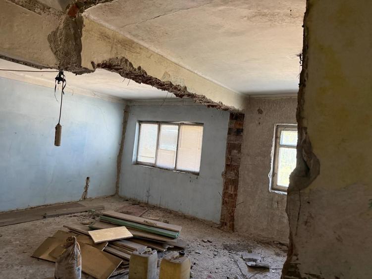 Apartament cu 3 camere decomandat în Năruja