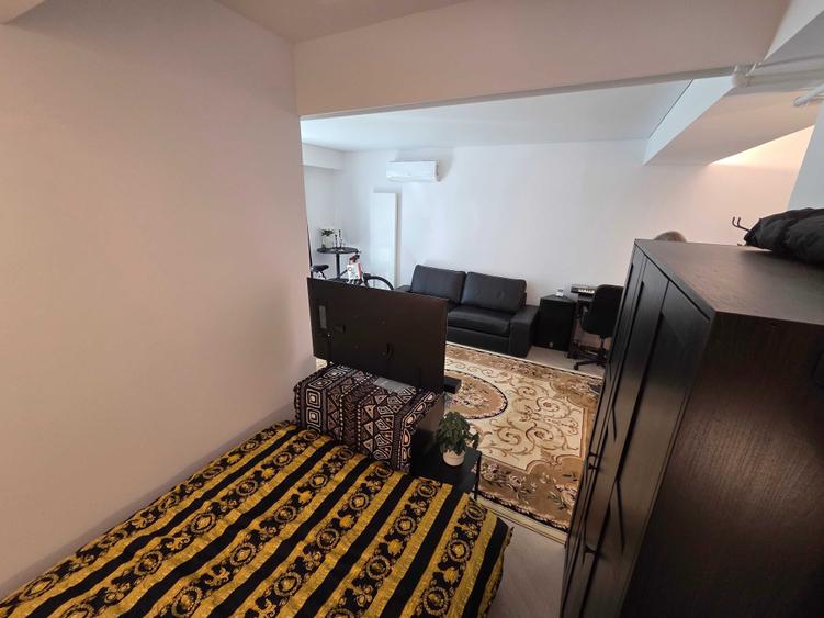 Apartament cu 2 camere semidecomandat în Pipera