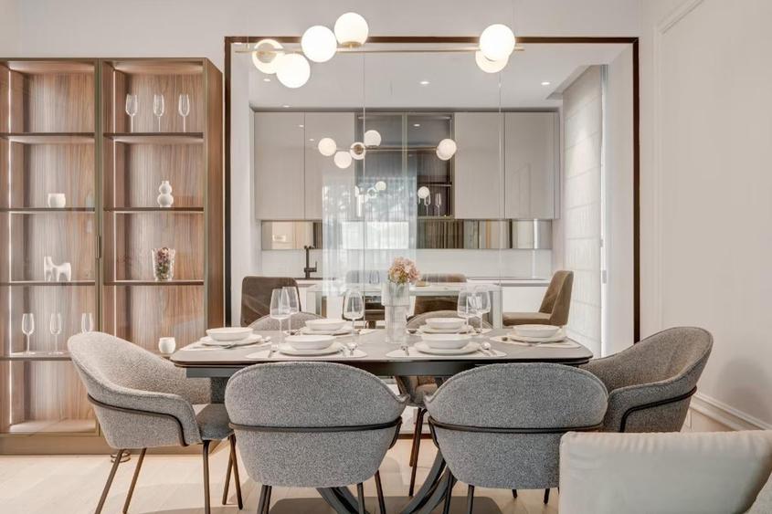 Apartament cu 3 camere decomandat în Theodor Pallady