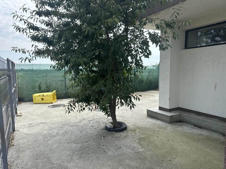 Casă individuală cu 4 camere cu Canalizare în Ștefăneștii de Jos