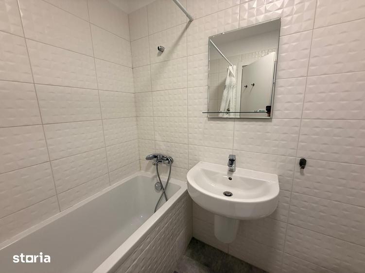 Apartament cu 3 camere în Sisești