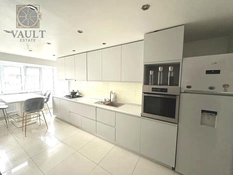 Apartament 3 camere - mobilat si utilat - Piata Delfinului - 1
