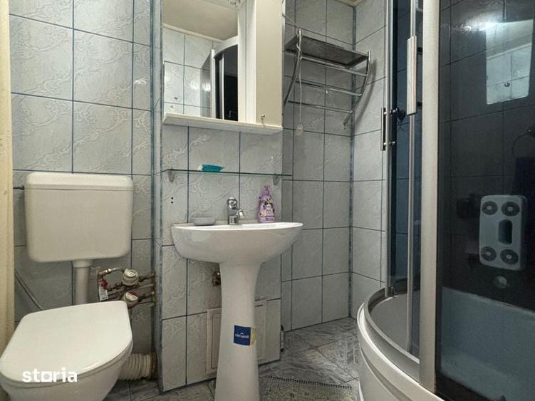 Apartament cu 2 camere decomandat în Berceni
