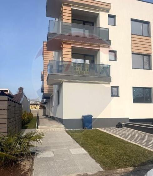 Apartament cu 3 camere decomandat în 1 Mai