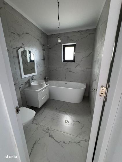 Casă cu 4 camere cu Teren 530 Mp în Central