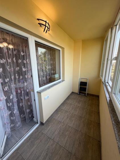 Apartament cu 3 camere decomandat în Împăratul Traian