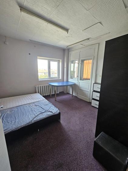 Apartament cu 5 camere decomandat în Central