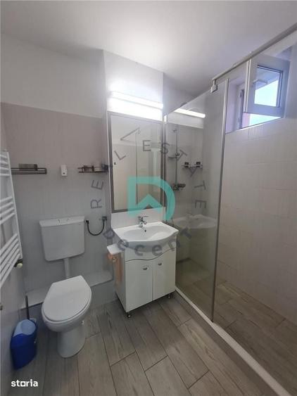 Apartament cu 2 camere semidecomandat în Vlahuță