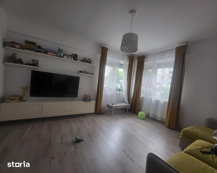 Apartament cu 2 camere decomandat în Bistrița Lac