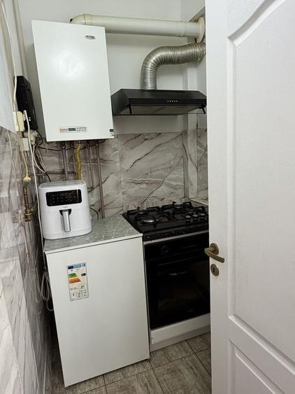 Apartament cu 3 camere în Periferie