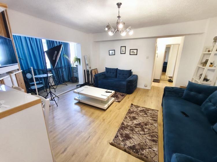 Apartament cu 2 camere semidecomandat în Eroilor