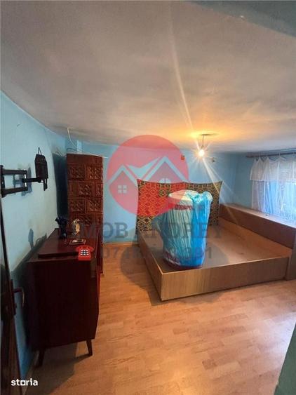 Casă cu 4 camere în Mihail Kogălniceanu